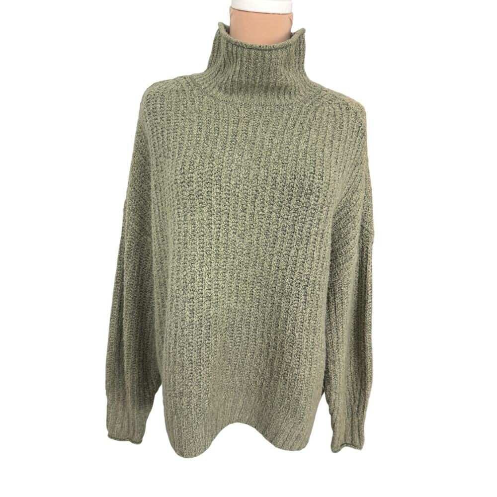 American Eagle Oversized Sweater Small Light Olive Turtleneck